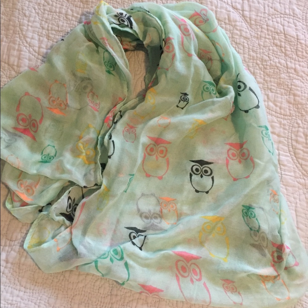 Owl scarf